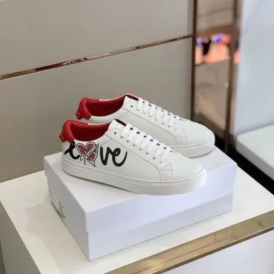 カジュアルシューズ/スニーカー ジバンシィ GIVENCHY 今年も人気 限定品 人気No.1