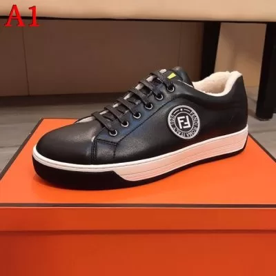 カジュアルシューズ/スニーカー フェンデイ FENDI 人気 ランキング 足下注目してくれる