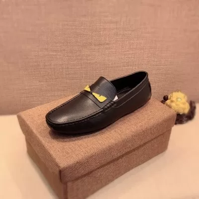 カジュアルシューズ/スニーカー フェンデイ FENDI 人気 ランキング 新作売切れ続出