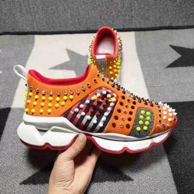 カジュアルシューズ/スニーカー クリスチャンルブタン CHRISTIAN LOUBOUTIN 人気 ランキング 足下注目してくれる