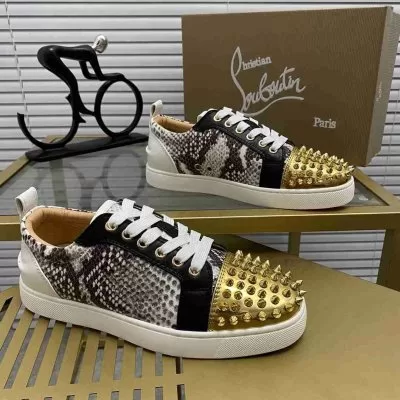 カジュアルシューズ/スニーカー クリスチャンルブタン CHRISTIAN LOUBOUTIN 今年も人気 オンライン限定商品