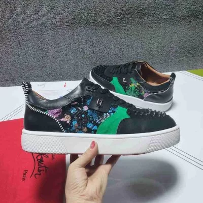 カジュアルシューズ/スニーカー クリスチャンルブタン CHRISTIAN LOUBOUTIN 今年も人気 期間限定価格
