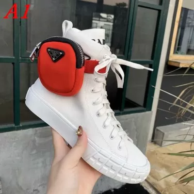 PRADA プラダ スニーカー セール価格 AZ
