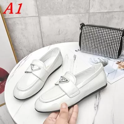 PRADA プラダ スニーカー 最安に挑戦 AU