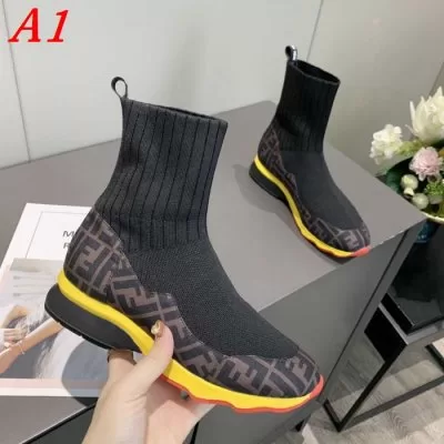 FENDI フェンデイ スニーカー 愛用ブランド AV