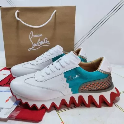 CHRISTIAN LOUBOUTIN クリスチャンルブタン スニーカー 今年も人気 ACAB