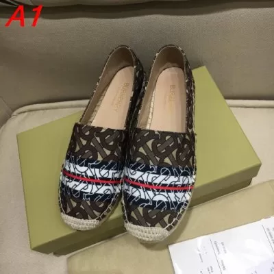 BURBERRY バーバリー スニーカー 人気新商品 AO