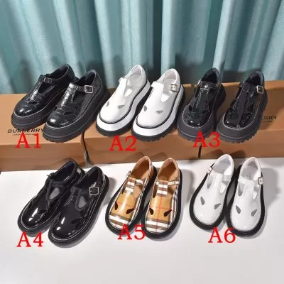 BURBERRY バーバリー スニーカー 販売店舗限定モデル ACAC