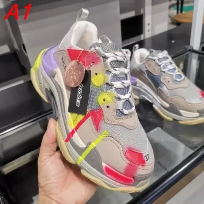 BALENCIAGA バレンシアガ スニーカー 完売必須☆お早めに ACAH