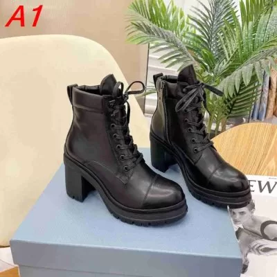 PRADA プラダ ブーツ 最新商品即完売必至 ACAI