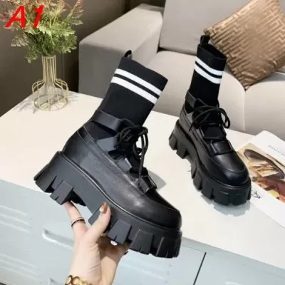 PRADA プラダ ブーツ 足下注目してくれる AZ