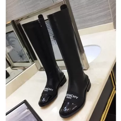 GIVENCHY ジバンシィ ブーツ 日本即完売予想 ACAD