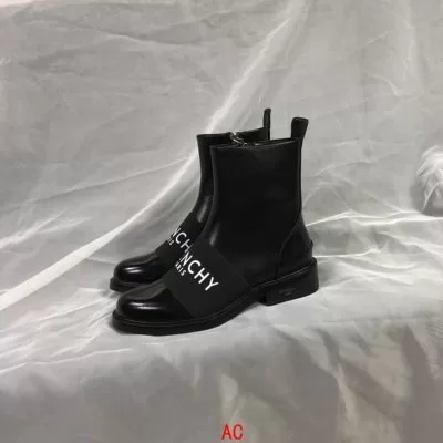 GIVENCHY ジバンシィ ブーツ 足下注目してくれる AZ