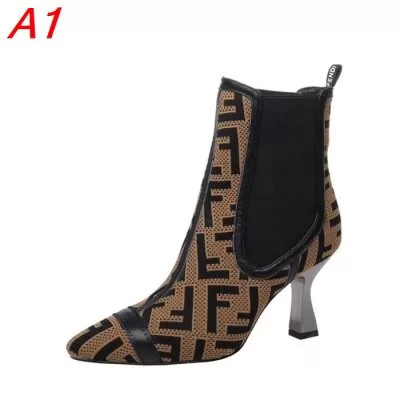 FENDI フェンデイ ブーツ 少量入荷☆限定モデル ACAA