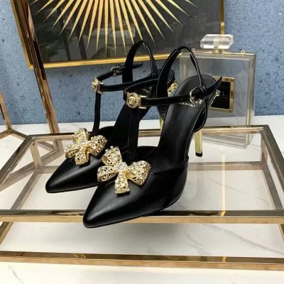 VERSACE ヴェルサーチ サンダル/ミュール 完売必須☆お早めに AU