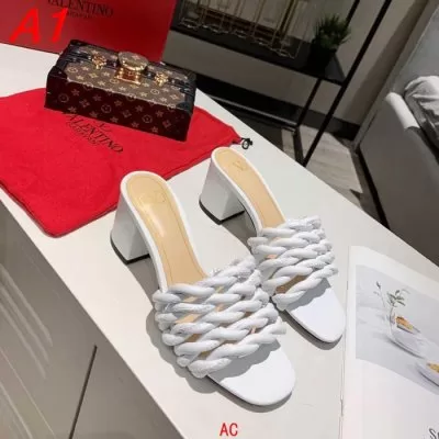 VALENTINO ヴァレンティノ サンダル/ミュール 人気話題 AR