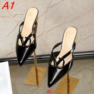 VALENTINO ヴァレンティノ サンダル/ミュール 最安に挑戦 AW