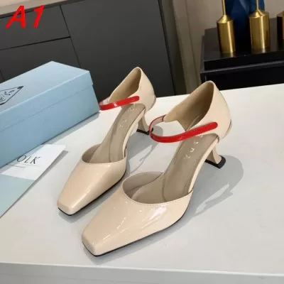 PRADA プラダ サンダル/ミュール 人気確定 AX