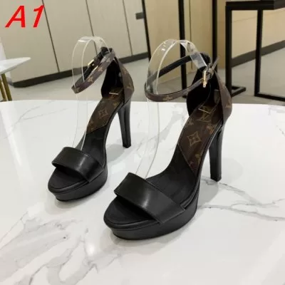 LOUIS VUITTON ルイヴィトン サンダル/ミュール 新作売切れ続出 ACAA