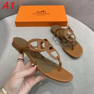 HERMES エルメス サンダル/ミュール 足下注目してくれる AO