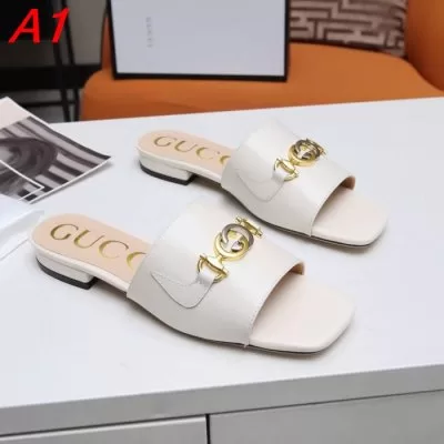 GUCCI グッチ サンダル/ミュール 完売必須 AQ