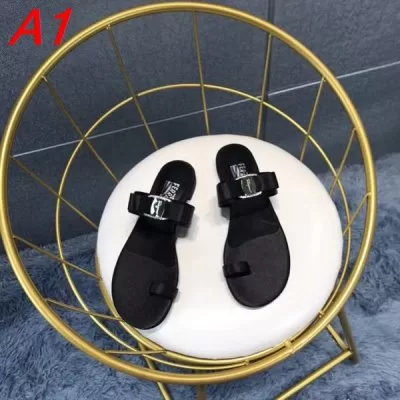 FERRAGAMO サルヴァトーレ フェラガモ サンダル/ミュール 激レア 入手困難 AO