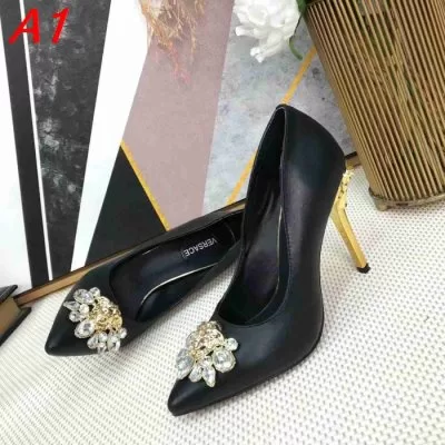 VERSACE ヴェルサーチ パンプス 先行入手 AT