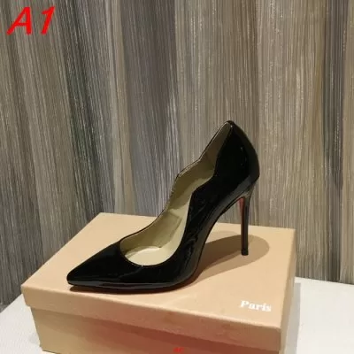 CHRISTIAN LOUBOUTIN クリスチャンルブタン パンプス 新作売切れ続出 AR