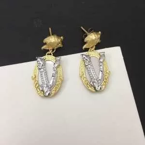 イヤリング おしゃれな人が持っている ヴェルサーチ １点限りVIPセール VERSACE お手頃プライス