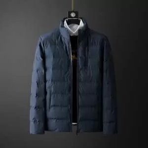 2色可選 VERSACE 一番おしゃれ秋冬トレンド ヴェルサーチ 2020秋に注目したい メンズ ダウンジャケット おしゃれさんはいち早く取り