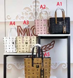レディースバッグ 特に注目したい エムシーエム コピー MCM 今から夏まで活躍する 多色選択可 2020春夏も引き続きトレンド