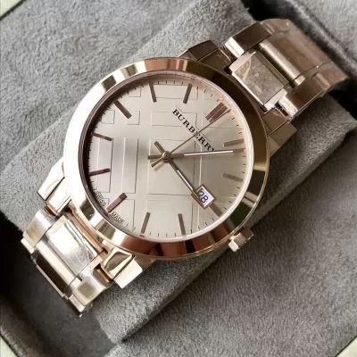 バーバリー BURBERRY 時計 ウォッチ ◆モデル愛用◆