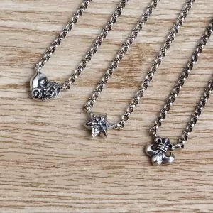 ネックレス 2020年の夏のマスト クロムハーツ CHROME HEARTS 春夏に役立つカジュアル