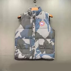 ダウンジャケット おしゃれさんはいち早く取り カナダグース Canada Goose 2020秋のファッショントレンドはこれ