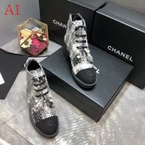 レザーブーツ 今季トレンド抜け感新品 2色可選 シャネル 202020秋冬取り入れやすい CHANEL 支持率が高い秋冬最新作