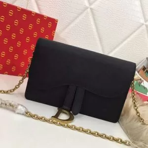 今流行のストリート上品 2020春夏トレンドアイテム ディオール DIOR 斜め掛けバッグ 2色可選