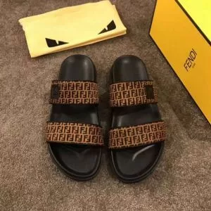 フェンディ FENDI一押し注目ブランドファションサンダル おしゃれな夏ファッション2020