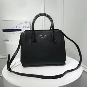 2020【SALE】 プラダ PRADA 2色可選 人気デザインで欲しい バッグ レディース