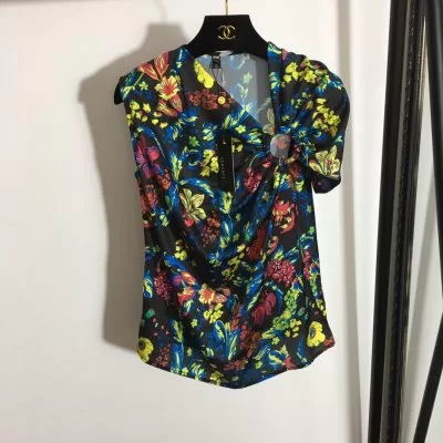 VERSACE ヴェルサーチ タンクトップ 最新作