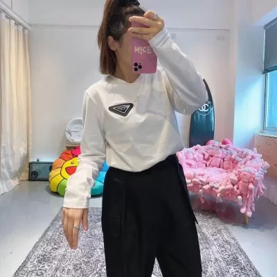 PRADA プラダ 長袖Tシャツ 1級品