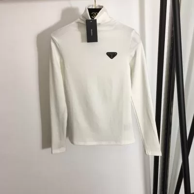 PRADA プラダ 長袖Tシャツ 個性的