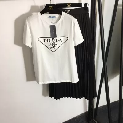 PRADA プラダ 半袖上下セット 上品