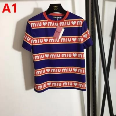 MIU MIU ミュウミュウ 半袖Tシャツ 気軽にオシャレ