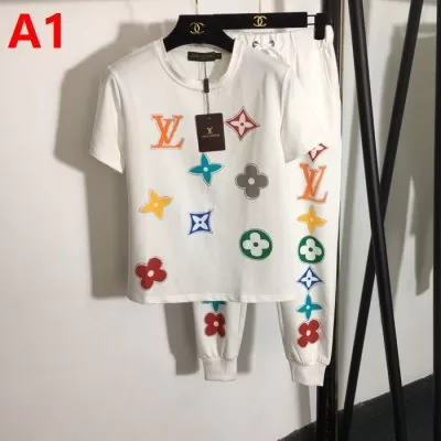 LOUIS VUITTON ルイヴィトン 半袖上下セット プレゼントに