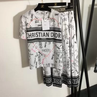 DIOR ディオール 半袖上下セット 首胸ロゴ