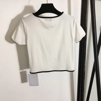 CHANEL シャネル 半袖Tシャツ 服一覧 モデル愛用