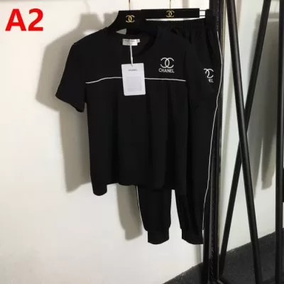 CHANEL シャネル スポーツウェア/上下セット 顔を引き立つ