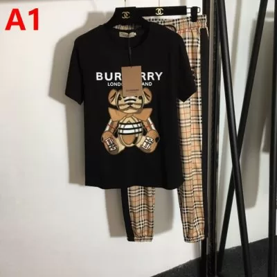 BURBERRY バーバリー 半袖上下セット 抜群の雰囲気が作れる!