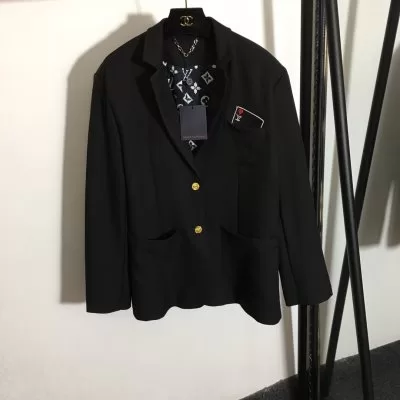 LOUIS VUITTON ルイヴィトン テーラードジャケット 魅力的