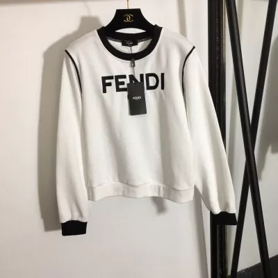 FENDI フェンデイ ジャケット、上着/パーカー 超レア 新入荷